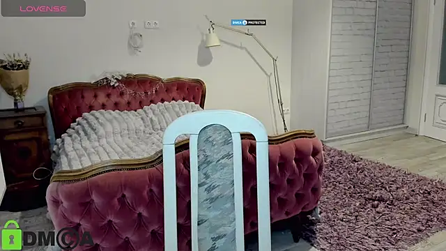 Katty Bells online show from 04-15-26, 05:42