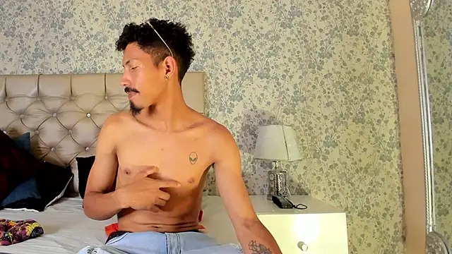 NoaahTylor online show from 03-31-26, 08:09