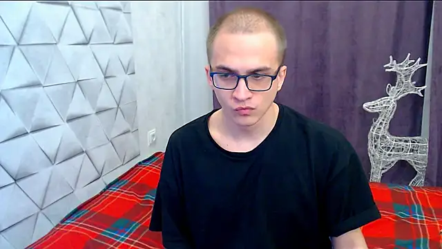 Snapshot of Pure_Aura chatting on 03-03-26, 06:47 Pure Aura online show from 03-03-26, 06:47