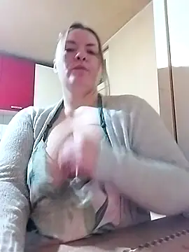 HotStepmommy4 online show from 02-13-26, 05:09