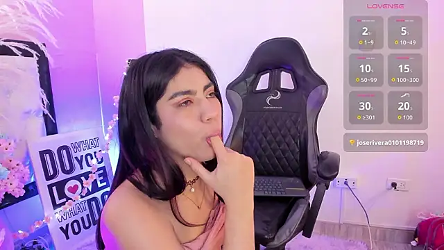 Siena fox online show from 03-12-26, 07:09