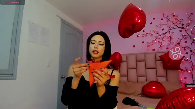 Snapshot of emma_cg chatting on 02-13-26, 09:00 emma cg online show from 02-13-26, 09:00