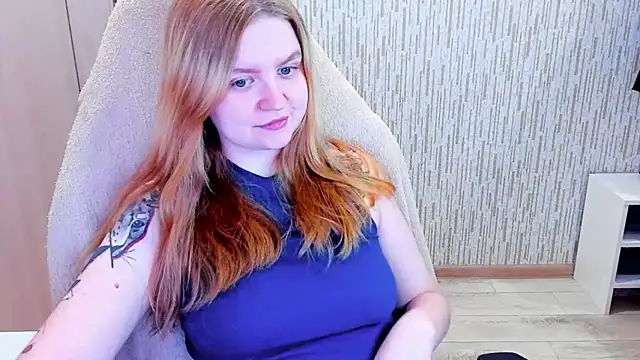Snapshot of AnitaXVine chatting on 05-19-26, 08:04 AnitaXVine online show from 05-19-26, 08:04