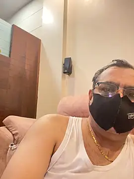 Snapshot of maleattention chatting on 05-11-26, 04:04 maleattention online show from 05-11-26, 04:04