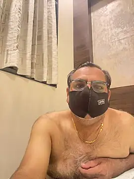 Snapshot of maleattention chatting on 06-25-26, 05:28 maleattention online show from 06-25-26, 05:28