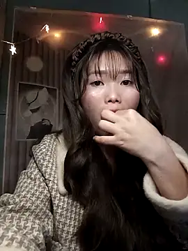 Snapshot of Girl-crazy1 chatting on 02-20-26, 06:26 Girl-crazy1 online show from 02-20-26, 06:26