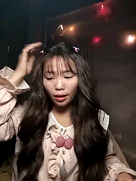 Snapshot of Girl-crazy1 chatting on 02-20-26, 11:16 Girl-crazy1 online show from 02-20-26, 11:16