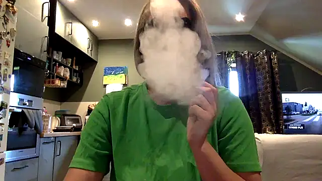 Snapshot of czarnula8 chatting on 06-14-26, 12:40 czarnula8 online show from 06-14-26, 12:40