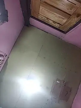 Snapshot of sweety_pie18 chatting on 02-15-26, 07:05 sweety pie18 online show from 02-15-26, 07:05