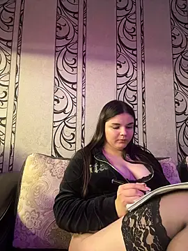 Snapshot of VictoriaPricee chatting on 02-27-26, 02:28 VictoriaPricee online show from 02-27-26, 02:28