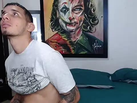 Snapshot of HotSinlge chatting on 02-13-26, 12:23 HotSinlge online show from 02-13-26, 12:23