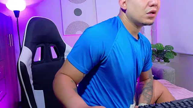  robertobaggioo online show from 05-23-26, 12:31