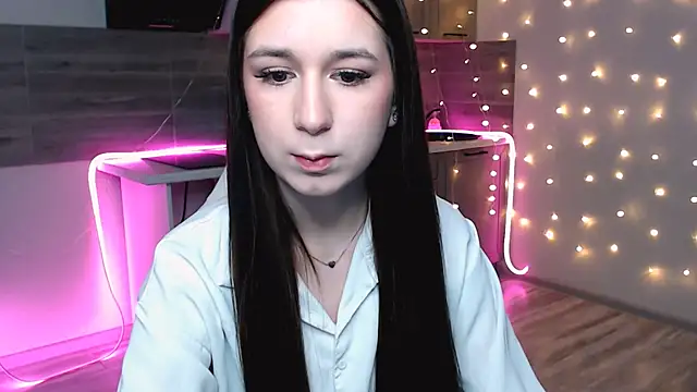 Snapshot of miaharrington chatting on 02-20-26, 07:14 miaharrington online show from 02-20-26, 07:14