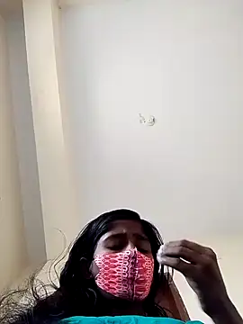 Snapshot of Sexy_Boudi650 chatting on 02-15-26, 02:52 Sexy Boudi650 online show from 02-15-26, 02:52