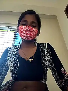 Snapshot of Sexy_Boudi650 chatting on 02-15-26, 10:03 Sexy Boudi650 online show from 02-15-26, 10:03