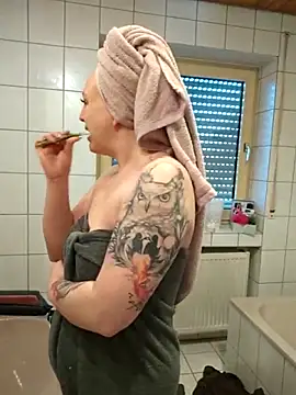 Snapshot of Milas_Dreams_Dauergeil chatting on 02-16-26, 11:28 Milas Dreams Dauergeil online show from 02-16-26, 11:28