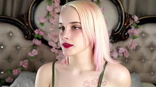 KirstinMcgeady online show from 04-03-26, 11:08