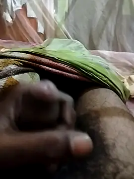 Snapshot of soni8850 chatting on 02-19-26, 03:41 soni8850 online show from 02-19-26, 03:41