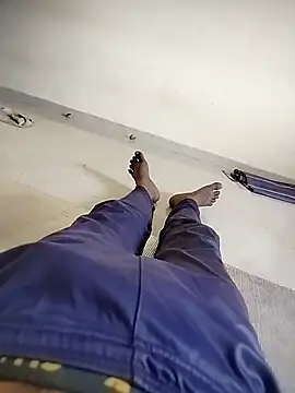 soni8850 online show from 04-05-26, 06:32