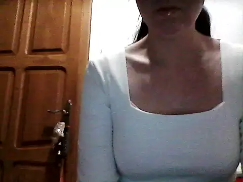 Snapshot of Mercy09107 chatting on 03-02-26, 04:03 Mercy09107 online show from 03-02-26, 04:03