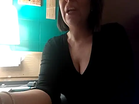 Snapshot of Ginevra01 chatting on 02-14-26, 09:00 Ginevra01 online show from 02-14-26, 09:00