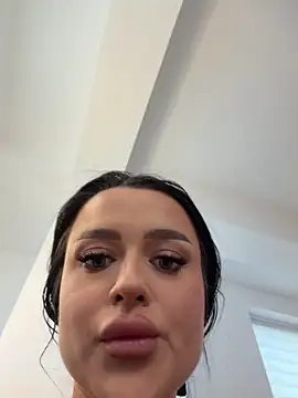 Snapshot of Katty_Pery chatting on 04-30-26, 02:01 Katty Pery online show from 04-30-26, 02:01
