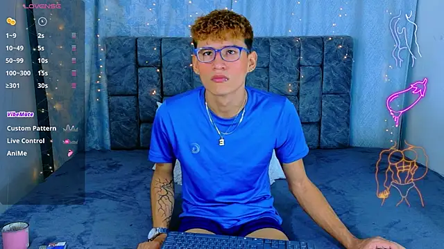 NicolasTorrez online show from 05-31-26, 04:20