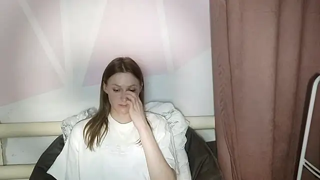 EthylGabak online show from 04-21-26, 03:17