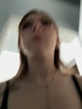 Milli-Kiss online show from 03-04-26, 01:06