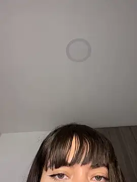 Snapshot of alyabelova chatting on 02-25-26, 03:38 alyabelova online show from 02-25-26, 03:38