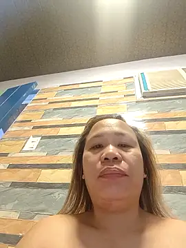 squirtshantal online show from 02-28-26, 10:55