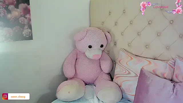 Snapshot of ween_sheng_ chatting on 06-16-26, 05:26 ween sheng online show from 06-16-26, 05:26