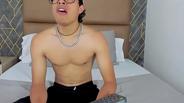 Escanor Hot online show from 02-19-26, 07:32