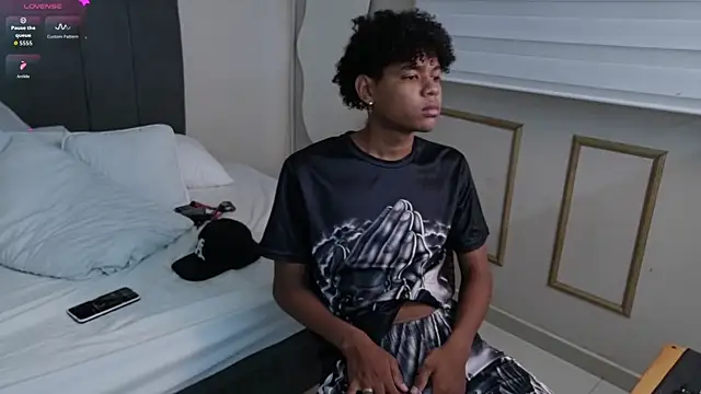 Snapshot of Twink_Alex19 chatting on 02-20-26, 11:54 Twink Alex19 online show from 02-20-26, 11:54