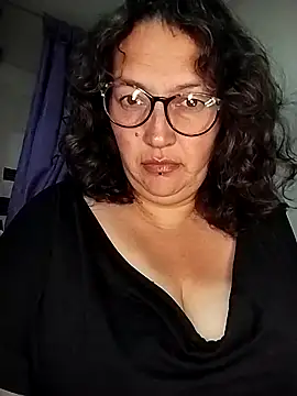 Snapshot of _Saraqueen chatting on 02-18-26, 03:46 Saraqueen online show from 02-18-26, 03:46