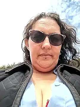 Snapshot of _Saraqueen chatting on 02-20-26, 03:23 Saraqueen online show from 02-20-26, 03:23