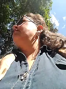 Snapshot of _Saraqueen chatting on 02-26-26, 03:00 Saraqueen online show from 02-26-26, 03:00