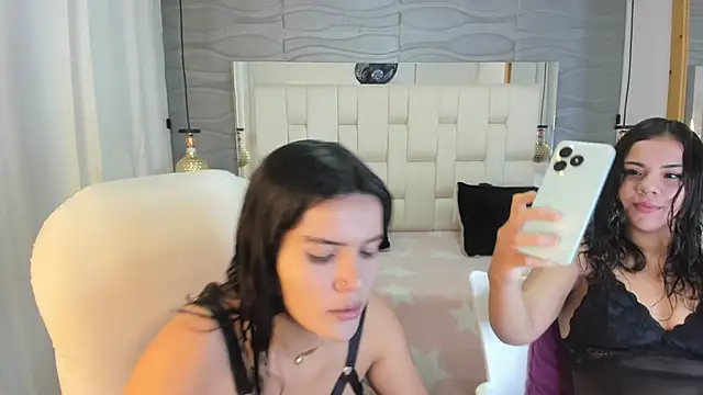 Snapshot of Veyra_sereny chatting on 03-02-26, 05:53 Veyra sereny online show from 03-02-26, 05:53