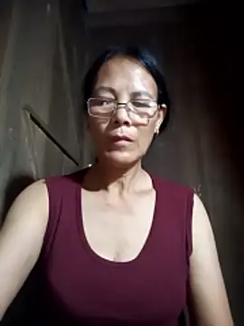 Snapshot of toyo_668 chatting on 06-18-26, 01:28 toyo 668 online show from 06-18-26, 01:28