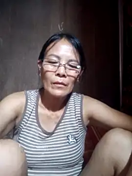 Snapshot of toyo_668 chatting on 07-14-26, 11:32 toyo 668 online show from 07-14-26, 11:32