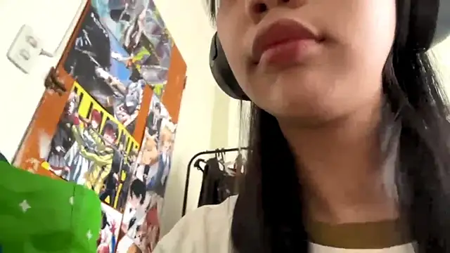 Snapshot of GloryKulikowski chatting on 02-24-26, 01:03 GloryKulikowski online show from 02-24-26, 01:03