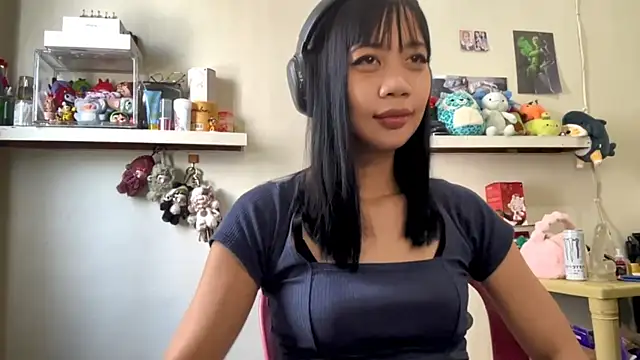 Snapshot of GloryKulikowski chatting on 02-26-26, 01:48 GloryKulikowski online show from 02-26-26, 01:48