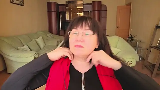 Snapshot of Tori_Twirl chatting on 02-24-26, 10:46 Tori Twirl online show from 02-24-26, 10:46