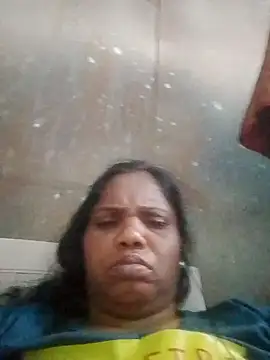 Snapshot of telugugrli chatting on 02-27-26, 12:05 telugugrli online show from 02-27-26, 12:05