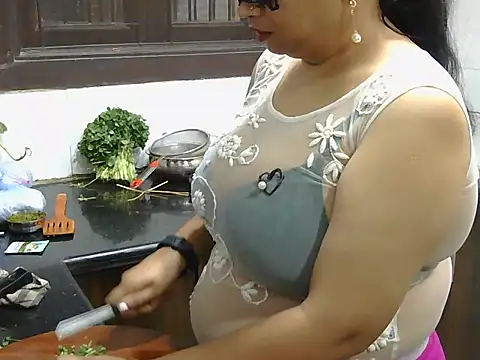 Hot Sonniyaa online show from 02-23-26, 07:17