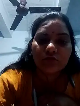 Snapshot of Anushka_Singh0 chatting on 03-10-26, 06:02 Anushka Singh0 online show from 03-10-26, 06:02