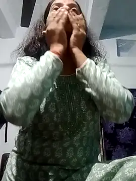 Snapshot of Anushka_Singh0 chatting on 03-21-26, 08:08 Anushka Singh0 online show from 03-21-26, 08:08