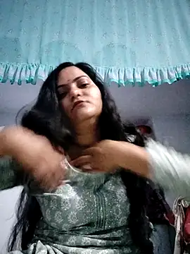 Snapshot of Anushka_Singh0 chatting on 03-28-26, 05:23 Anushka Singh0 online show from 03-28-26, 05:23