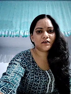 Snapshot of Anushka_Singh0 chatting on 04-01-26, 05:10 Anushka Singh0 online show from 04-01-26, 05:10