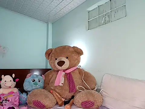 Elii petit online show from 02-18-26, 11:22